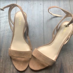 Nine West open toe sandals size 8